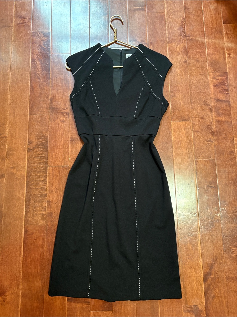 Classic Black Midi Formal Homecoming Dress Size 6
